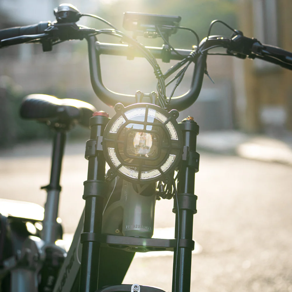 Headlight for Ovia - Image 2